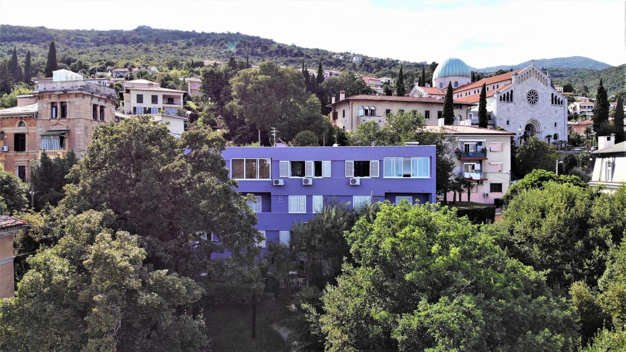 Apartment Near Beach With Sea View Opatija Bagian luar foto